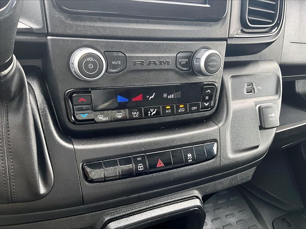 Used 2025 RAM ProMaster 2500 w/ Convenience Group FWD image 26