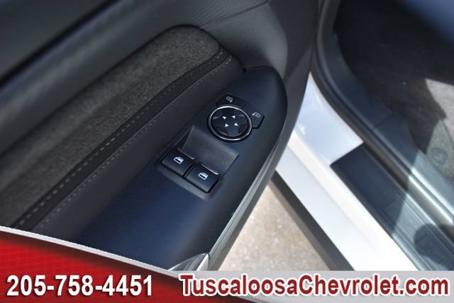 Used 2025 Ford Mustang Coupe RWD image 17