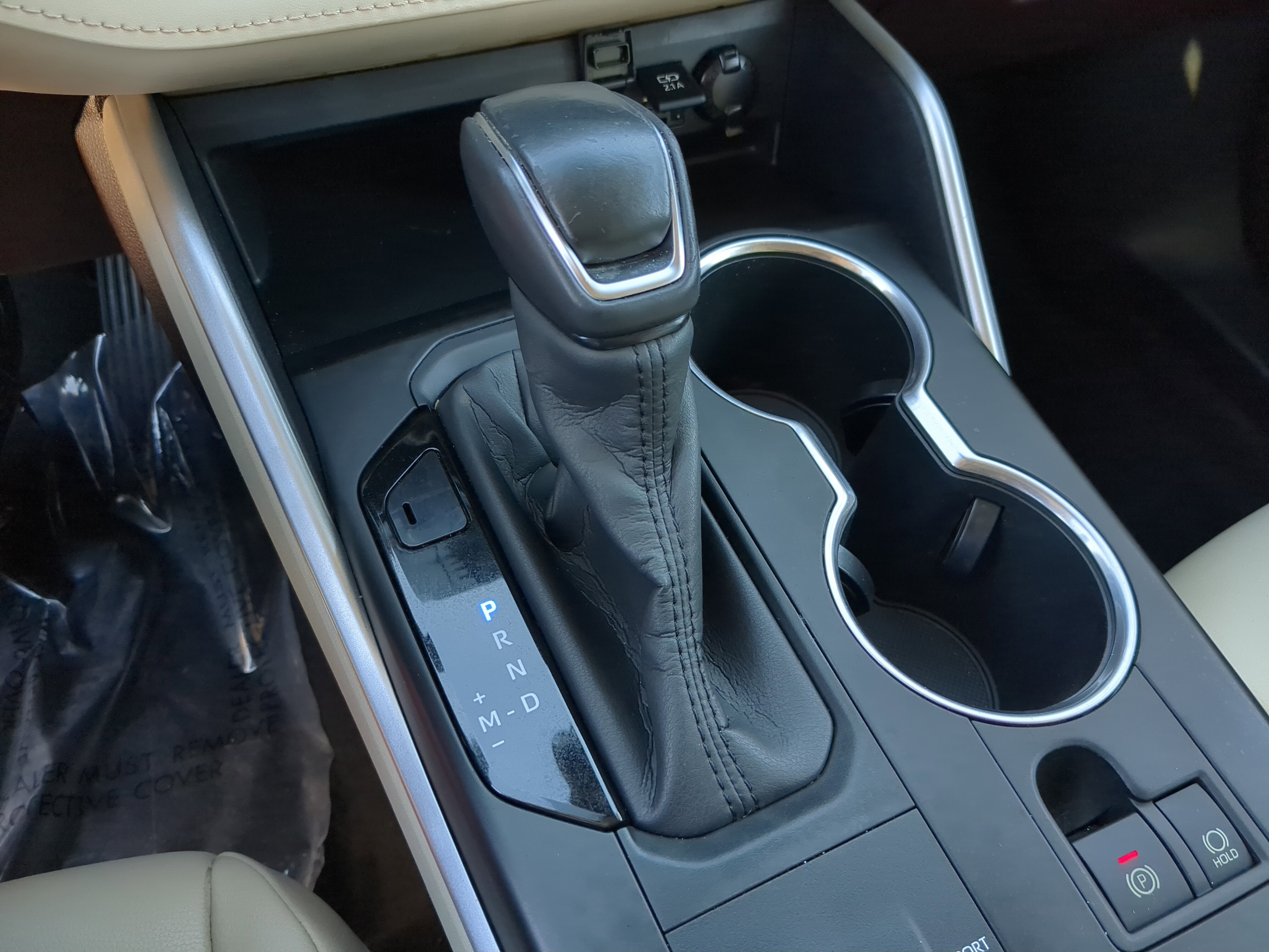 Used 2020 Toyota Highlander XLE image 25