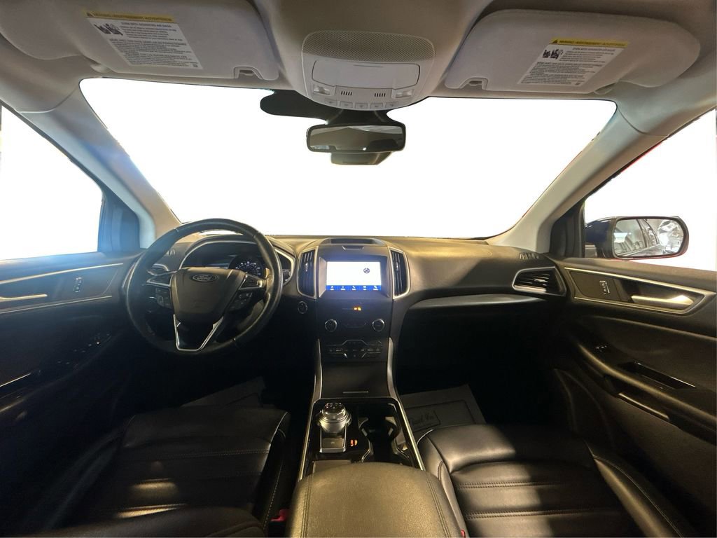 Certified 2020 Ford Edge SEL w/ Cold Weather Package AWD/4WD image 29