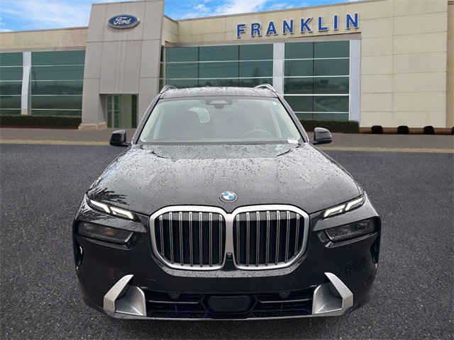 Used 2023 BMW X7 xDrive40i w/ Executive Package image 2
