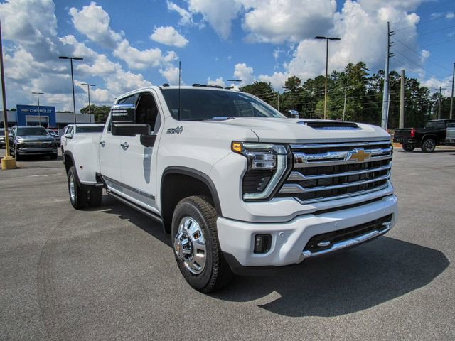 New 2026 Chevrolet Silverado 3500 High Country w/ Technology Package image 1