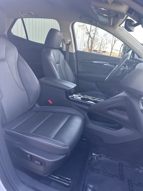Used 2023 Buick Envision Essence image 36