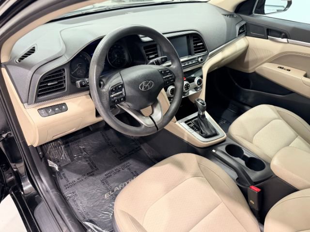 Used 2019 Hyundai Elantra SEL FWD image 31