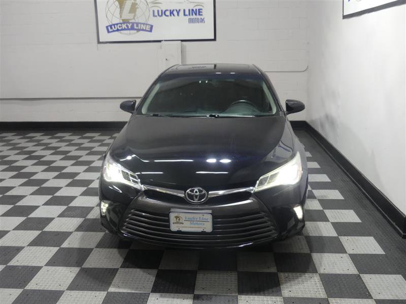 Used 2016 Toyota Camry XLE FWD image 3