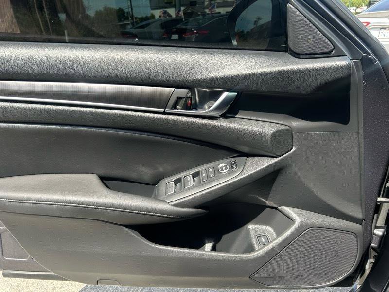 Used 2019 Honda Accord Sport image 7