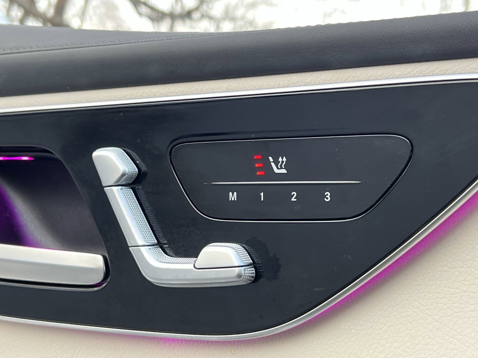 Certified 2024 Mercedes-Benz GLC 300 4MATIC image 33