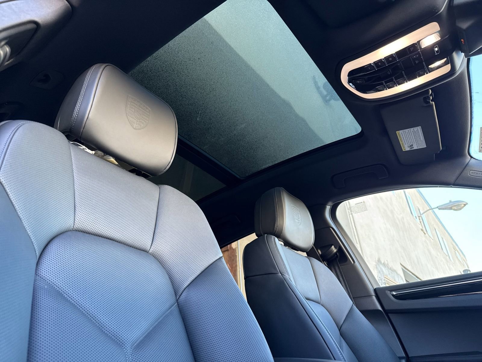 New 2026 Porsche Macan Turbo AWD/4WD image 19