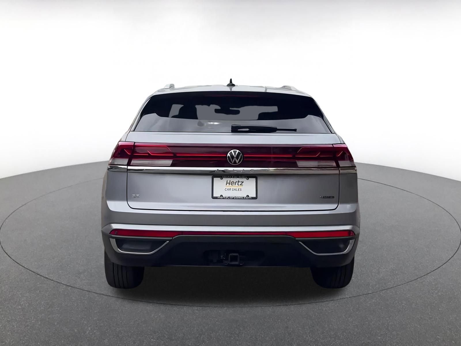 Used 2025 Volkswagen Atlas Cross Sport SE image 12