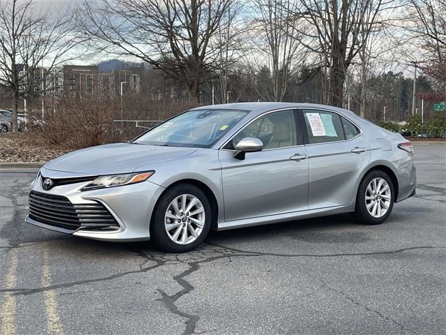 Used 2022 Toyota Camry LE