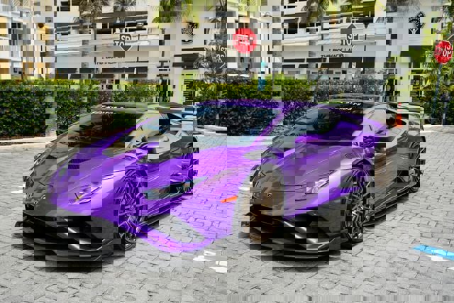 Used 2021 Lamborghini Huracan EVO image 10