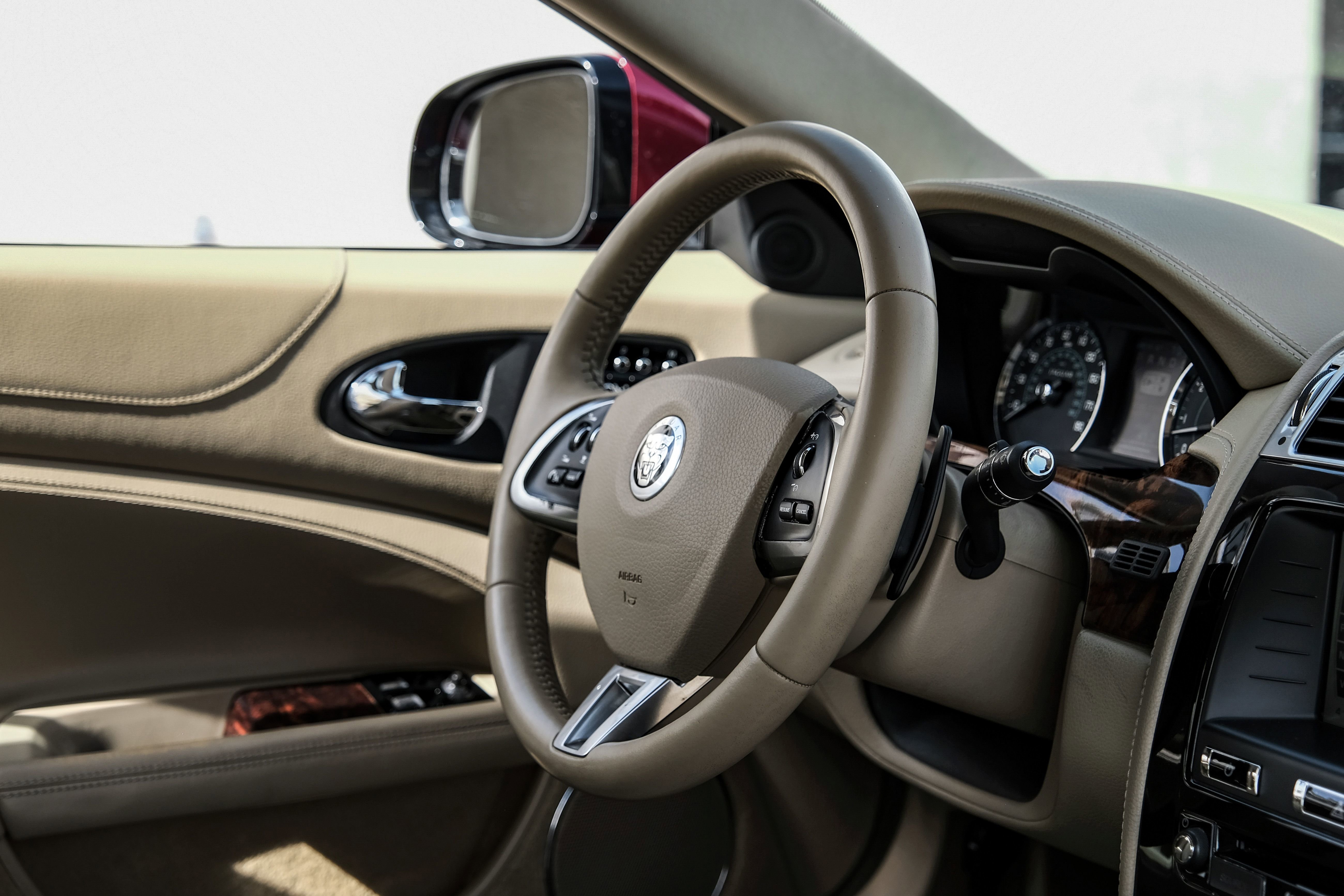 Used 2013 Jaguar XK Touring RWD image 12