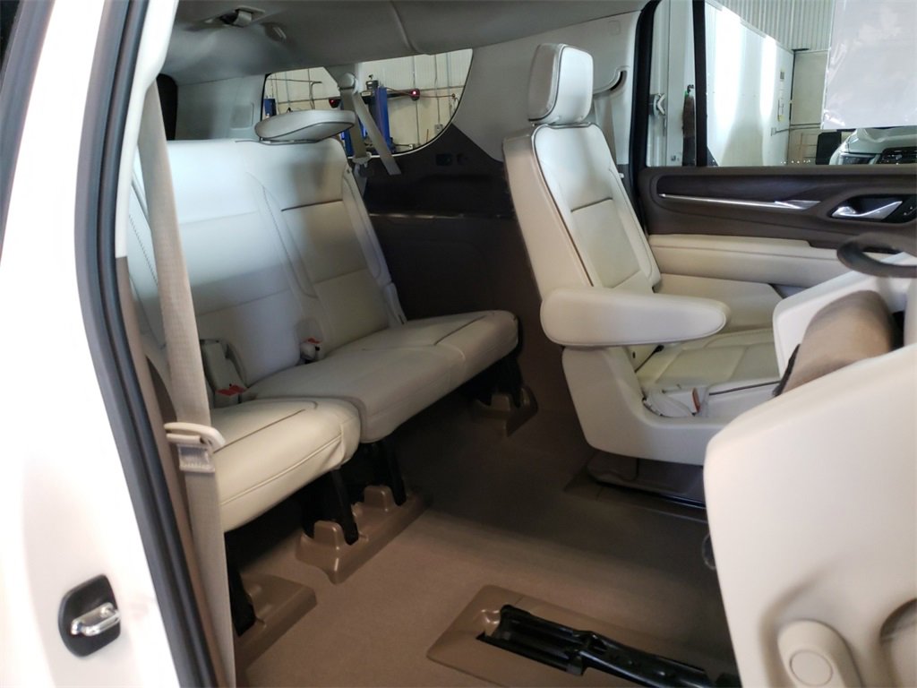 Used 2024 GMC Yukon XL Denali image 18