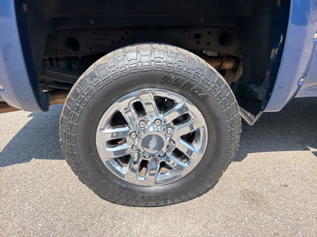 Used 2017 Chevrolet Silverado 2500 LTZ AWD/4WD image 30