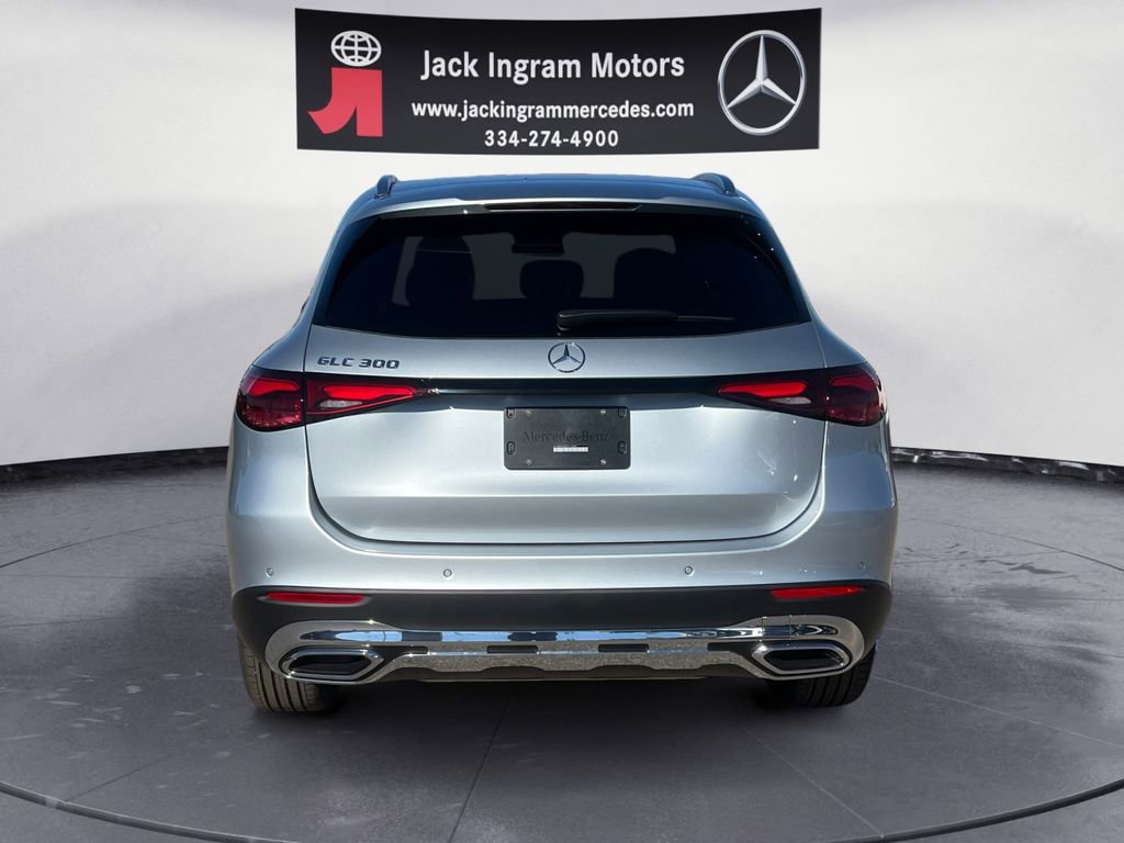 New 2026 Mercedes-Benz GLC 300 image 4
