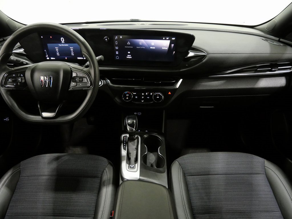 Used 2025 Buick Envista Preferred w/ Convenience II Package image 10