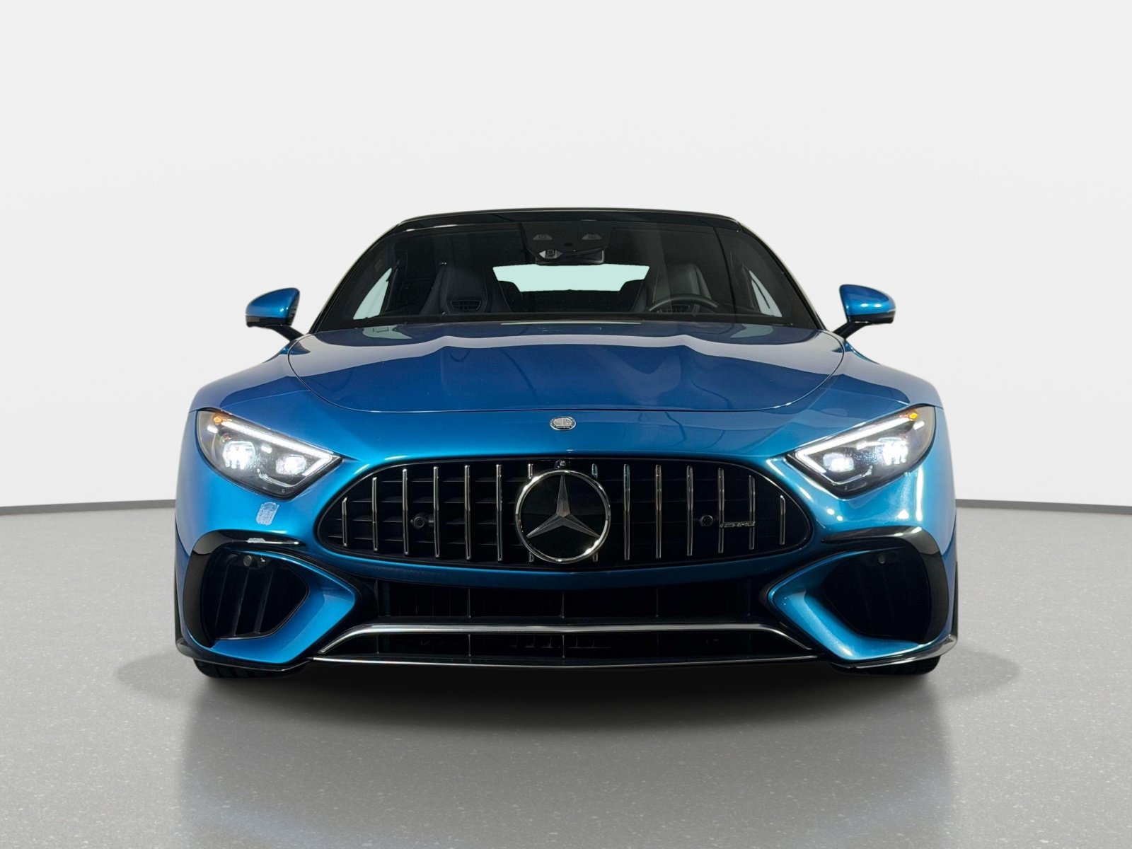 Used 2025 Mercedes-Benz SL 63 AMG 4MATIC w/ AMG Aerodynamics Package image 16