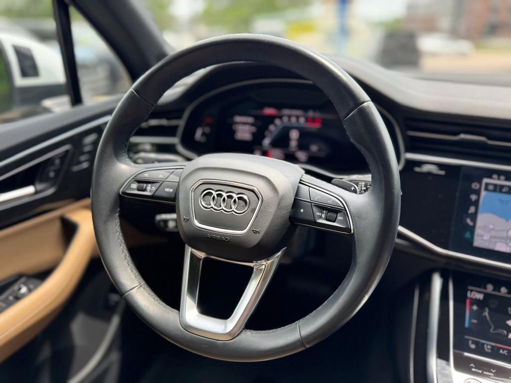 Used 2023 Audi Q7 3.0T Prestige w/ Prestige Package AWD/4WD image 26