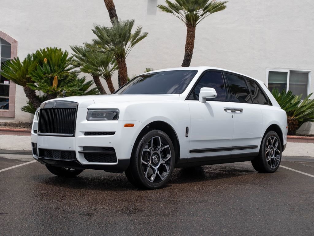 Used 2022 Rolls-Royce Cullinan Black Badge w/ Dark Exterior Package AWD/4WD image 42