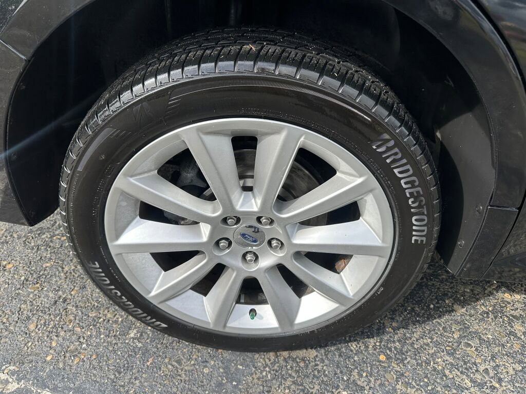 Used 2011 Ford Flex Limited w/ Rapid Spec Order Code AWD/4WD image 19