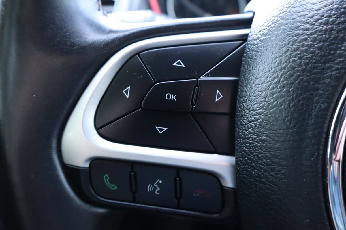 Used 2017 Jeep Compass Trailhawk w/ Popular Equipment Group AWD/4WD image 29