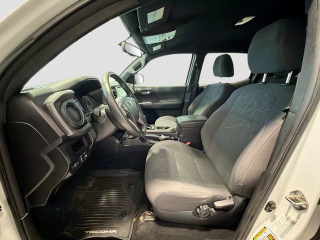 Used 2017 Toyota Tacoma TRD Sport w/ Tow Package image 17