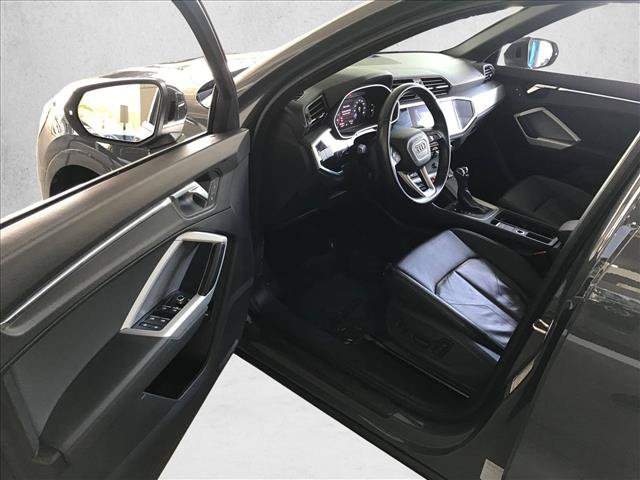 Used 2020 Audi Q3 2.0T Premium w/ Convenience Package AWD/4WD image 13