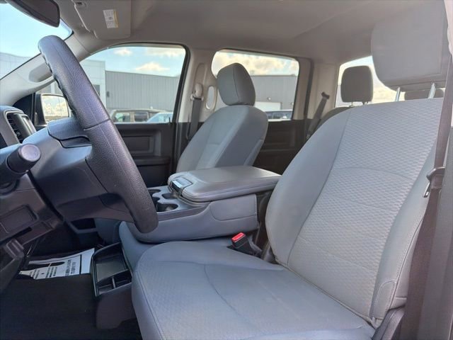 Used 2017 RAM 1500 Express image 17