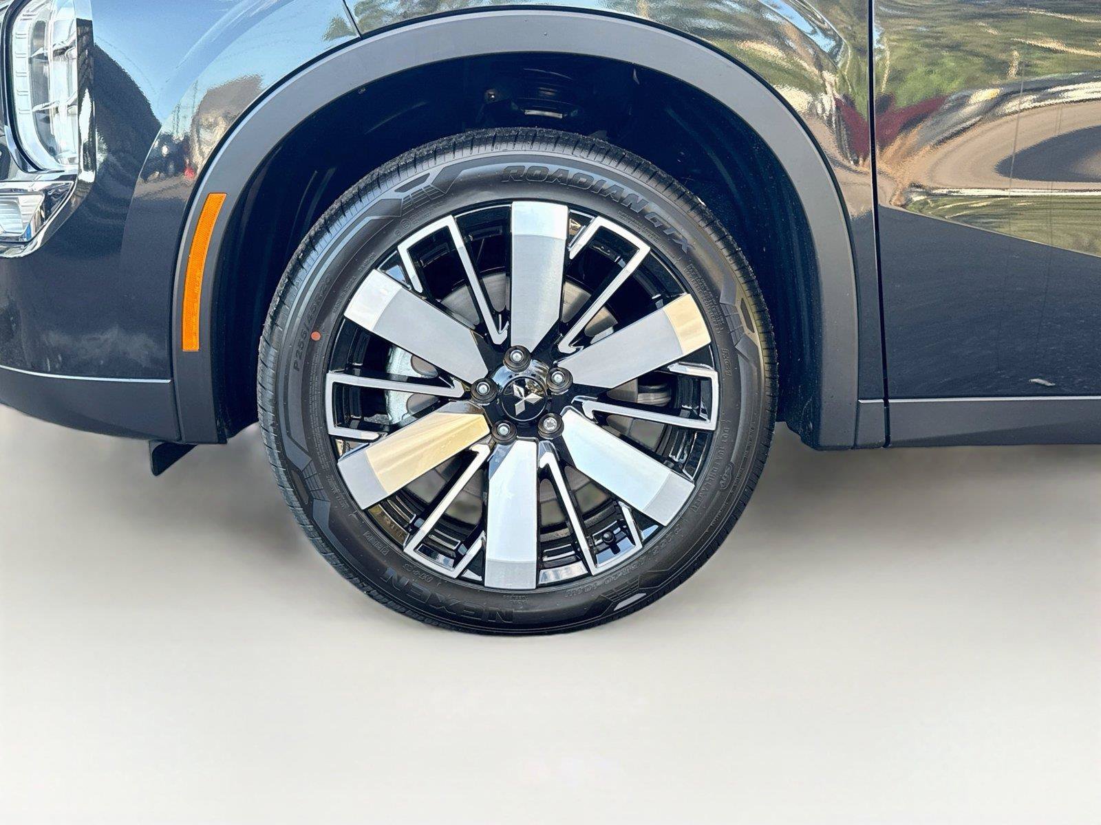 New 2026 Mitsubishi Outlander SE FWD image 32