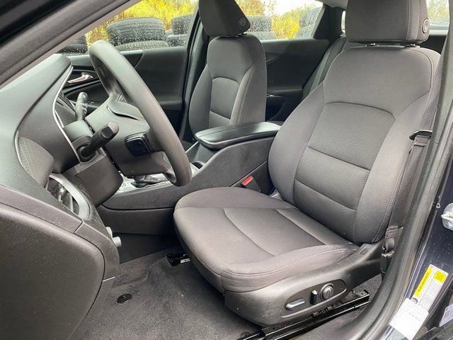 Used 2023 Chevrolet Malibu LT image 19