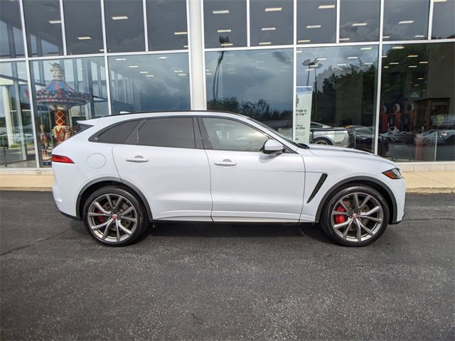 Used 2019 Jaguar F-PACE SVR image 8