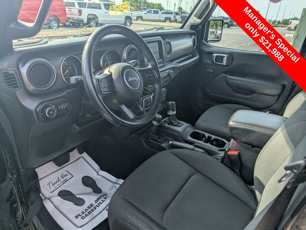 Used 2022 Jeep Wrangler Unlimited Sport AWD/4WD image 13