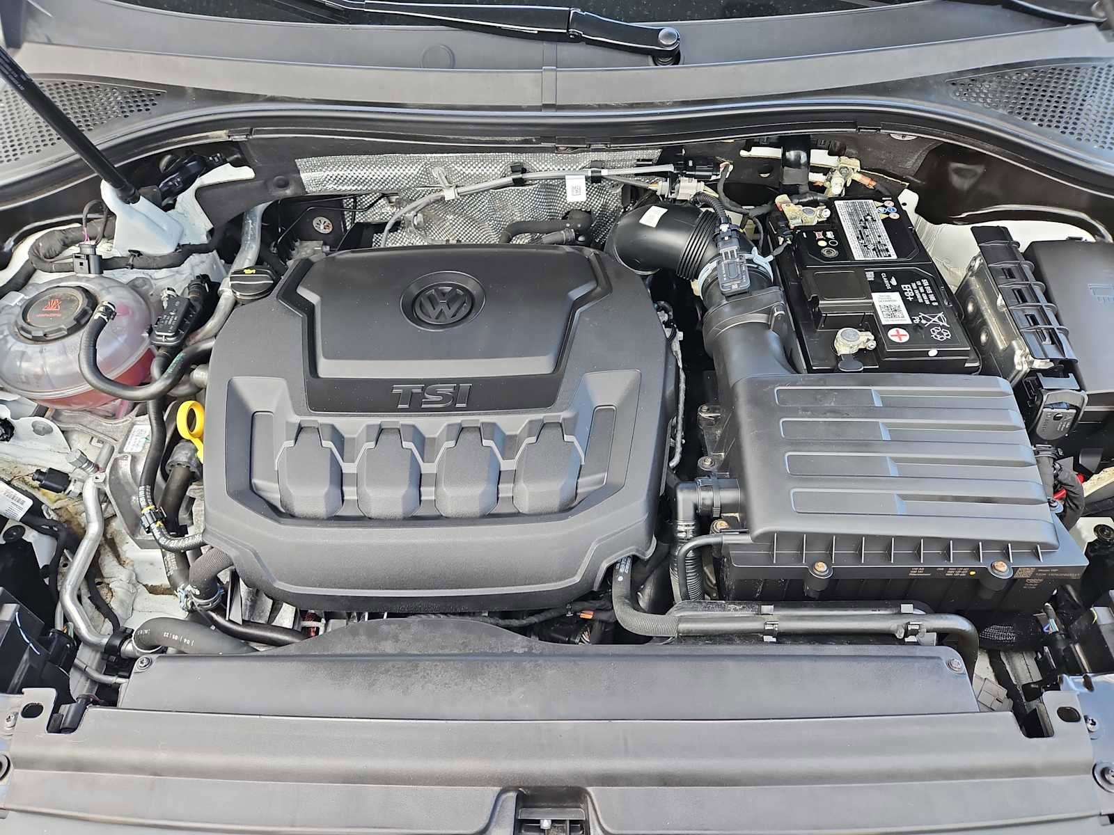 Certified 2023 Volkswagen Tiguan SE w/ Panoramic Sunroof Package image 34