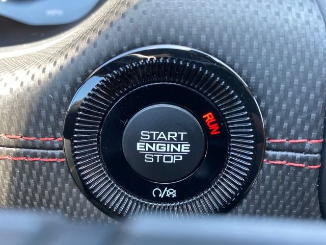 Used 2025 Jeep Compass Trailhawk AWD/4WD image 9