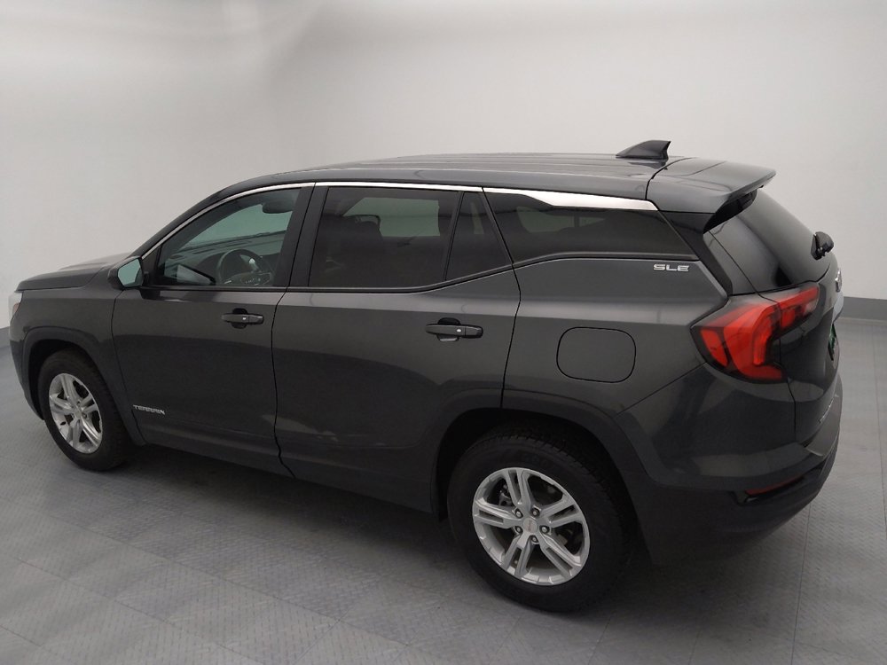 Used 2021 GMC Terrain SLE image 3