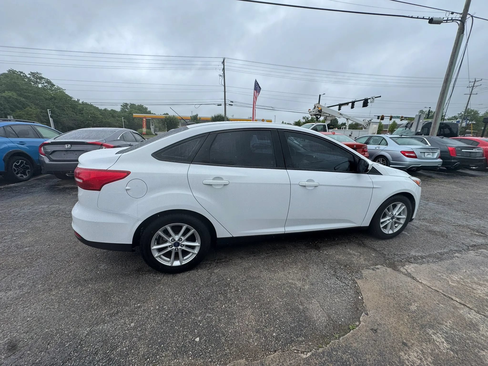 Used 2018 Ford Focus SE FWD image 8