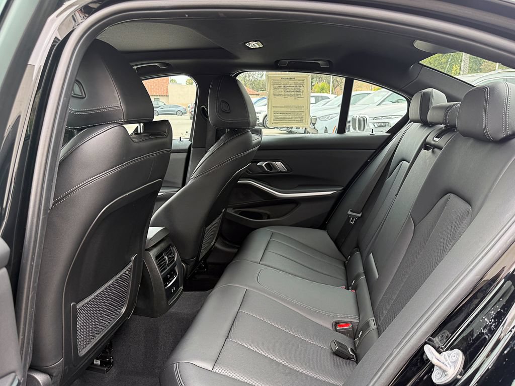 Used 2023 BMW 330i Sedan w/ Driving Assistance Package RWD image 19