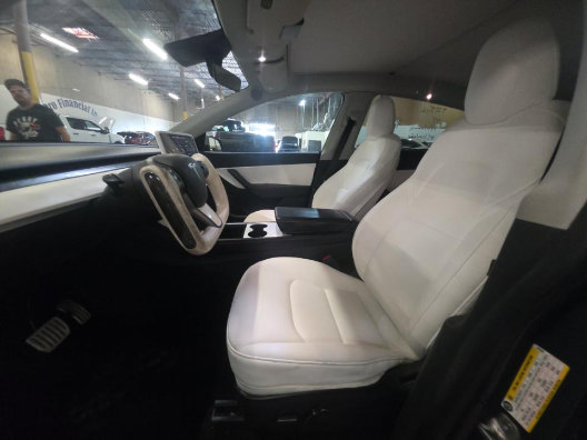 Used 2022 Tesla Model Y Performance AWD/4WD image 4