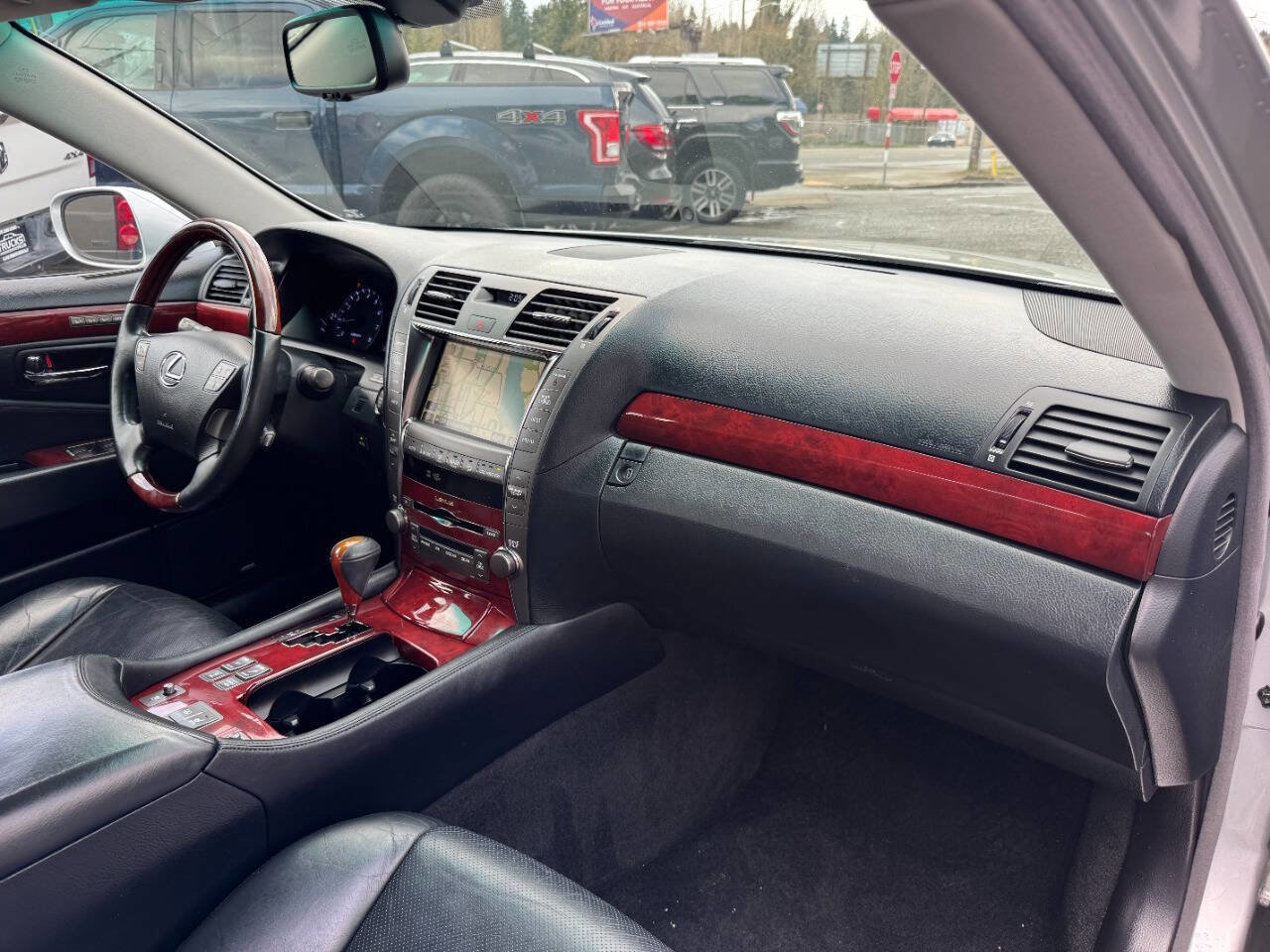 Used 2008 Lexus LS 460 L image 30