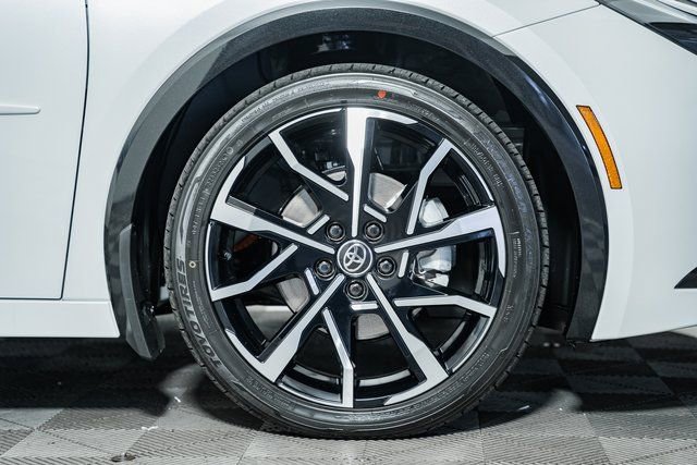 New 2026 Toyota Prius Plug-In Hybrid FWD image 18