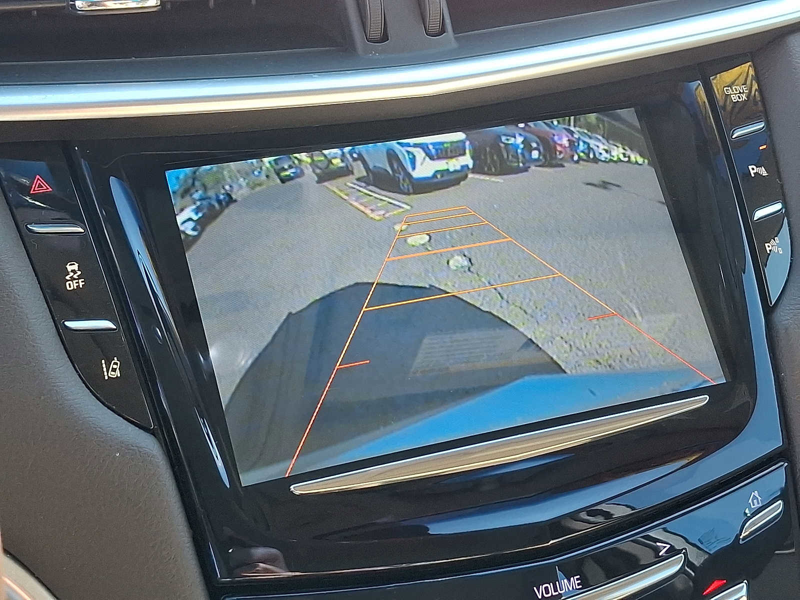 Used 2014 Cadillac XTS Luxury w/ Driver Awareness Package FWD image 18