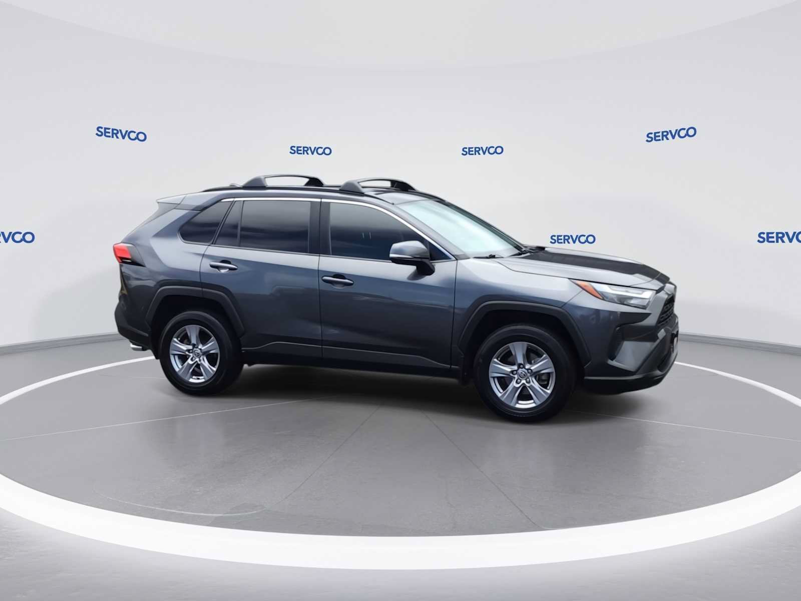 Used 2022 Toyota RAV4 XLE FWD image 2