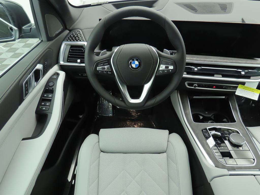 Certified 2025 BMW X5 sDrive40i image 11
