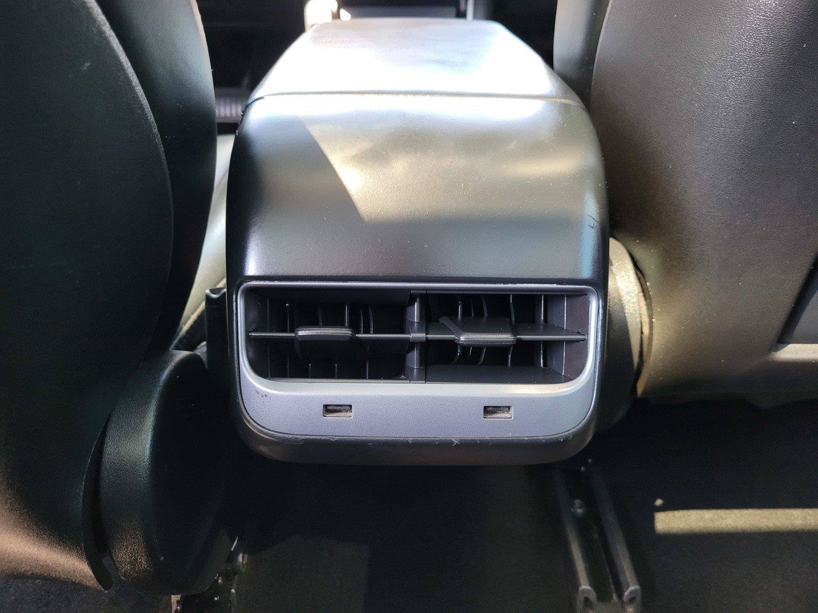 Used 2018 Tesla Model 3 Mid Range RWD image 18