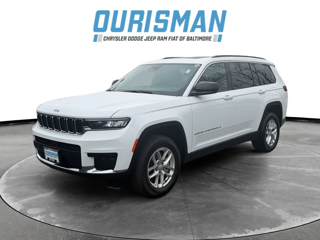 Used 2025 Jeep Grand Cherokee L Laredo w/ Luxury Tech Group I image 2