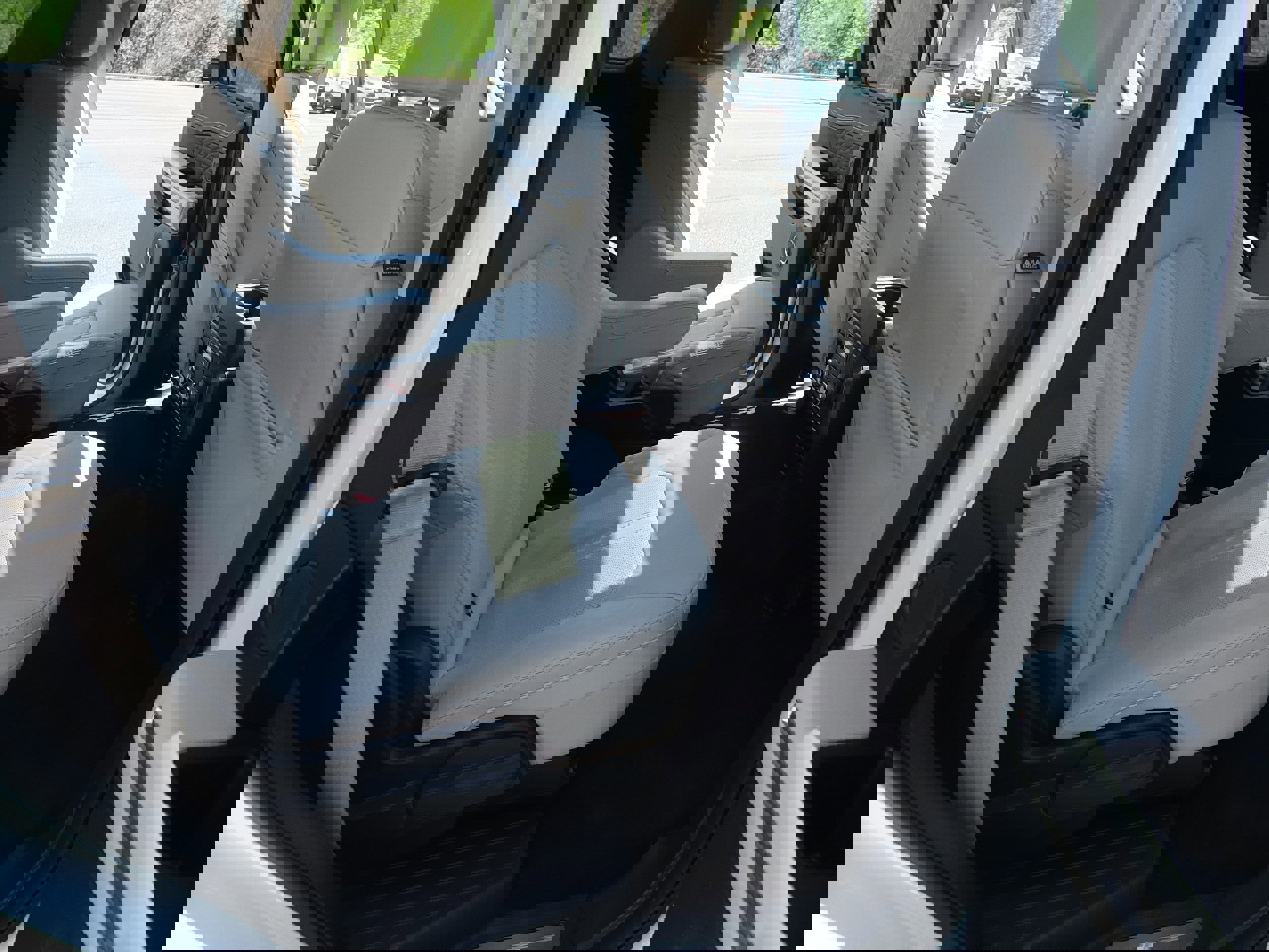 Used 2023 Ford Expedition Platinum AWD/4WD image 15