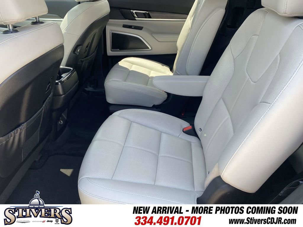 Used 2021 Kia Telluride EX w/ EX Premium Package FWD image 14