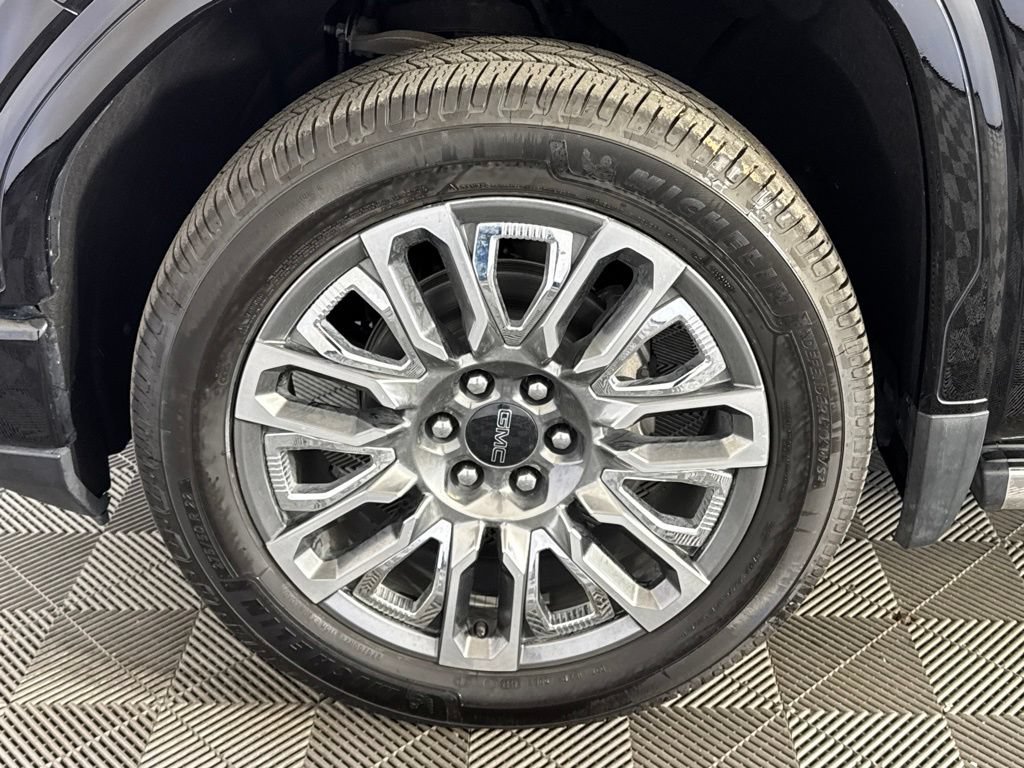 Certified 2024 GMC Sierra 1500 Denali Ultimate AWD/4WD image 10