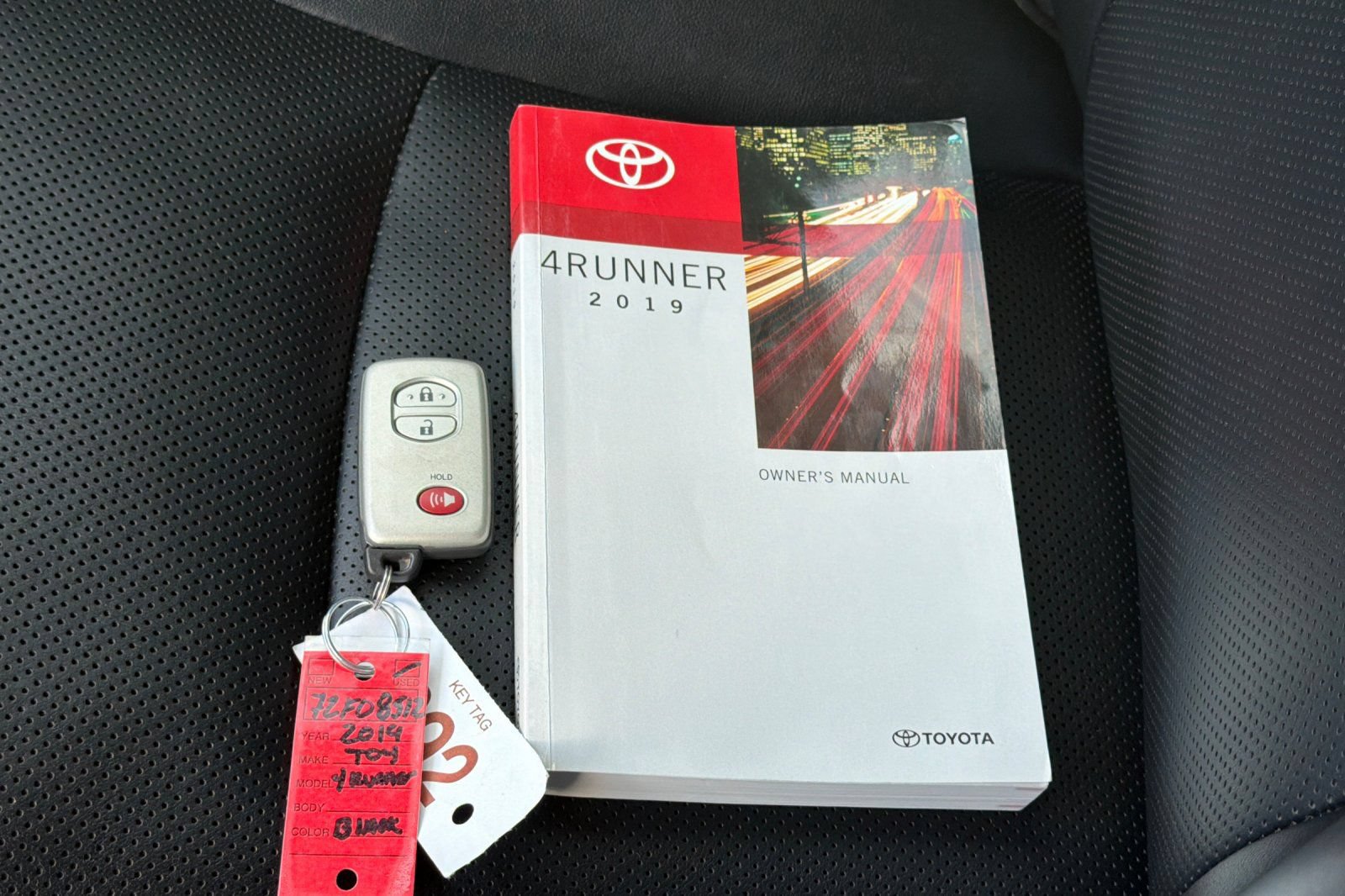 Used 2019 Toyota 4Runner Limited AWD/4WD image 11