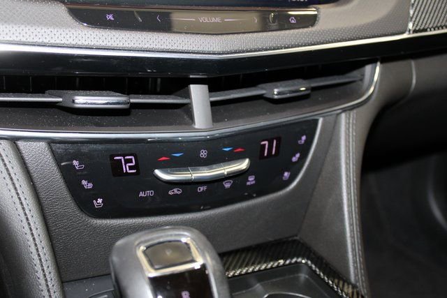 Used 2020 Cadillac CT6 V w/ LPO, Premium Carpet Package image 27